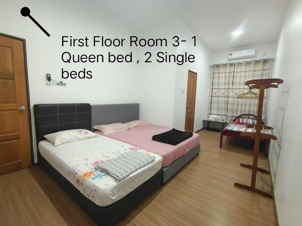 Sakura 4 Bedrooms 14pax- Eaton Hills Padang Kerbau